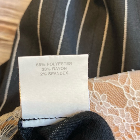 Vatanika Floral Lace Cutout V-Neck Wide-Leg Pin Stripe Contrast Jumpsuit Sz 4 - Picture 9 of 9